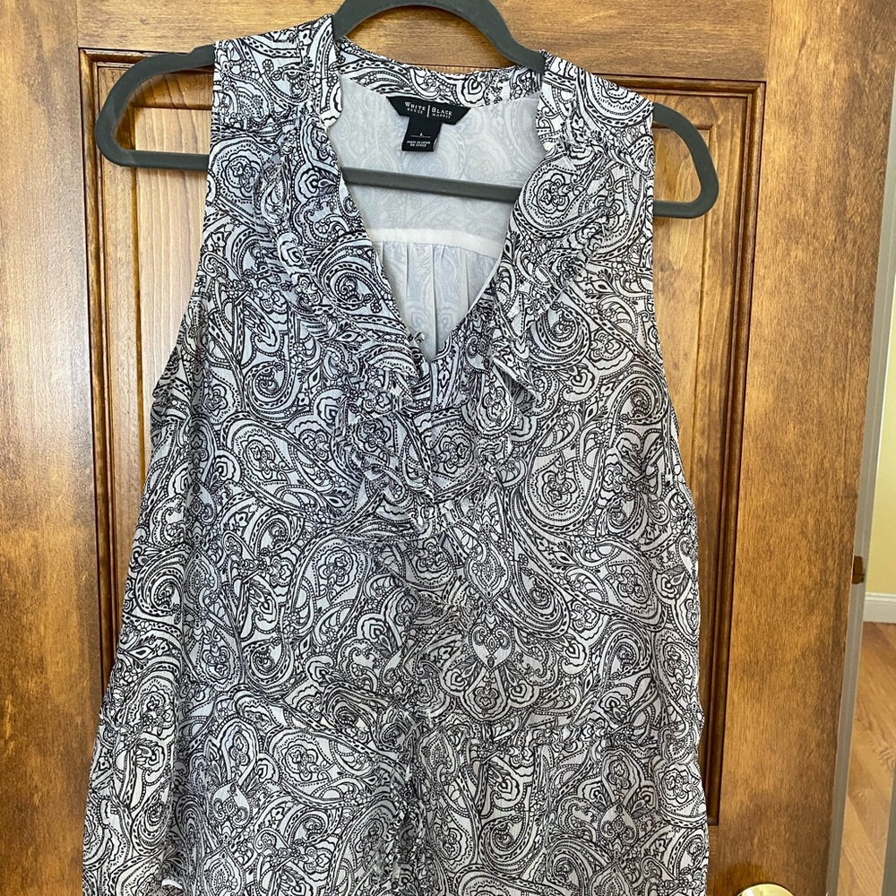 WHBM top size L